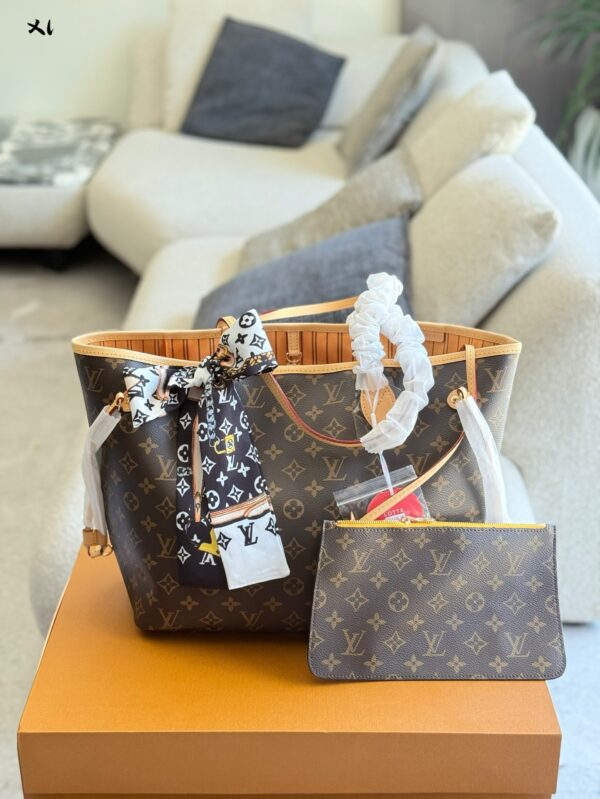 LV Neverfull